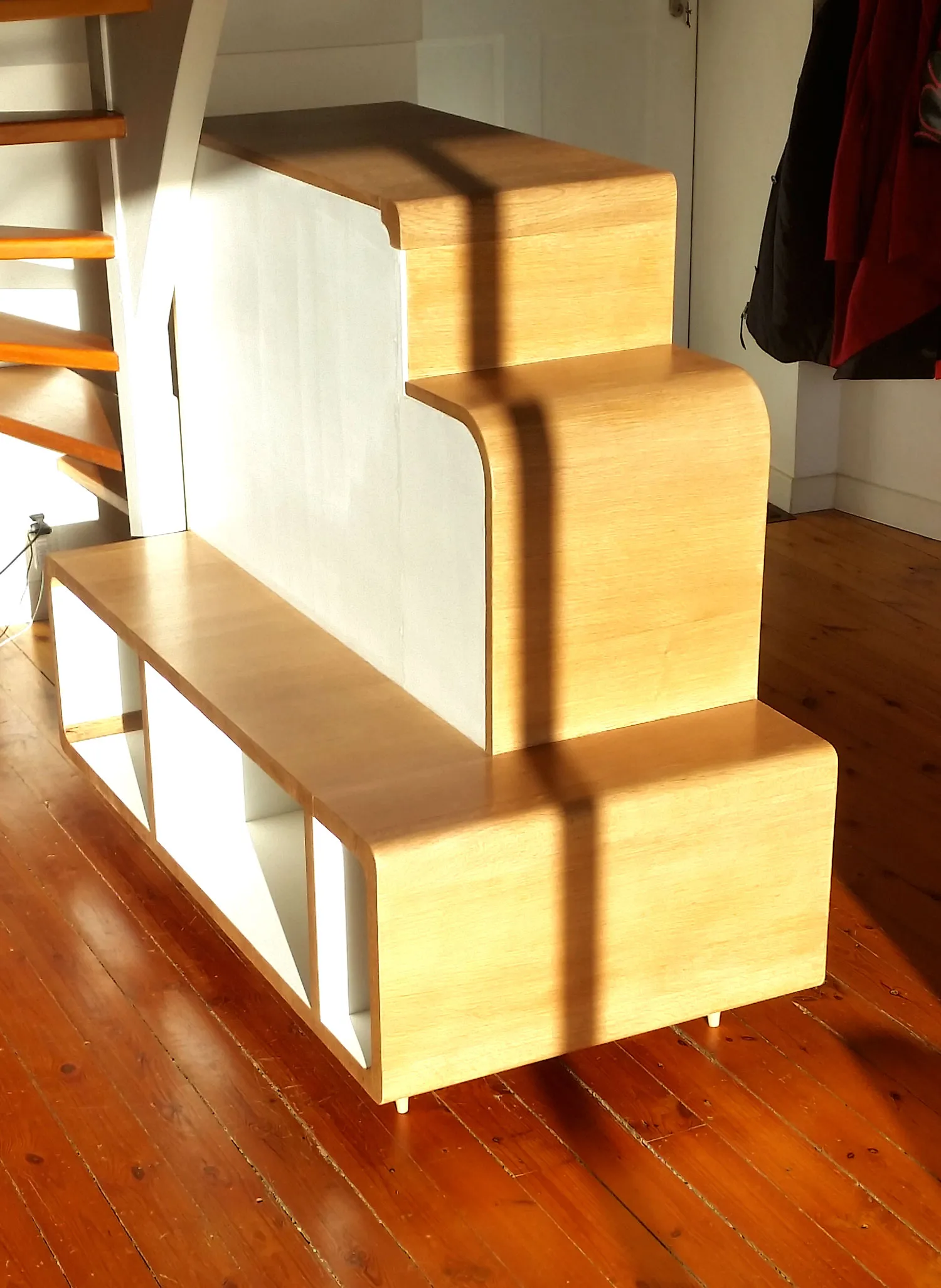 Buffet design chêne — Chêne massif, lignes contemporaines